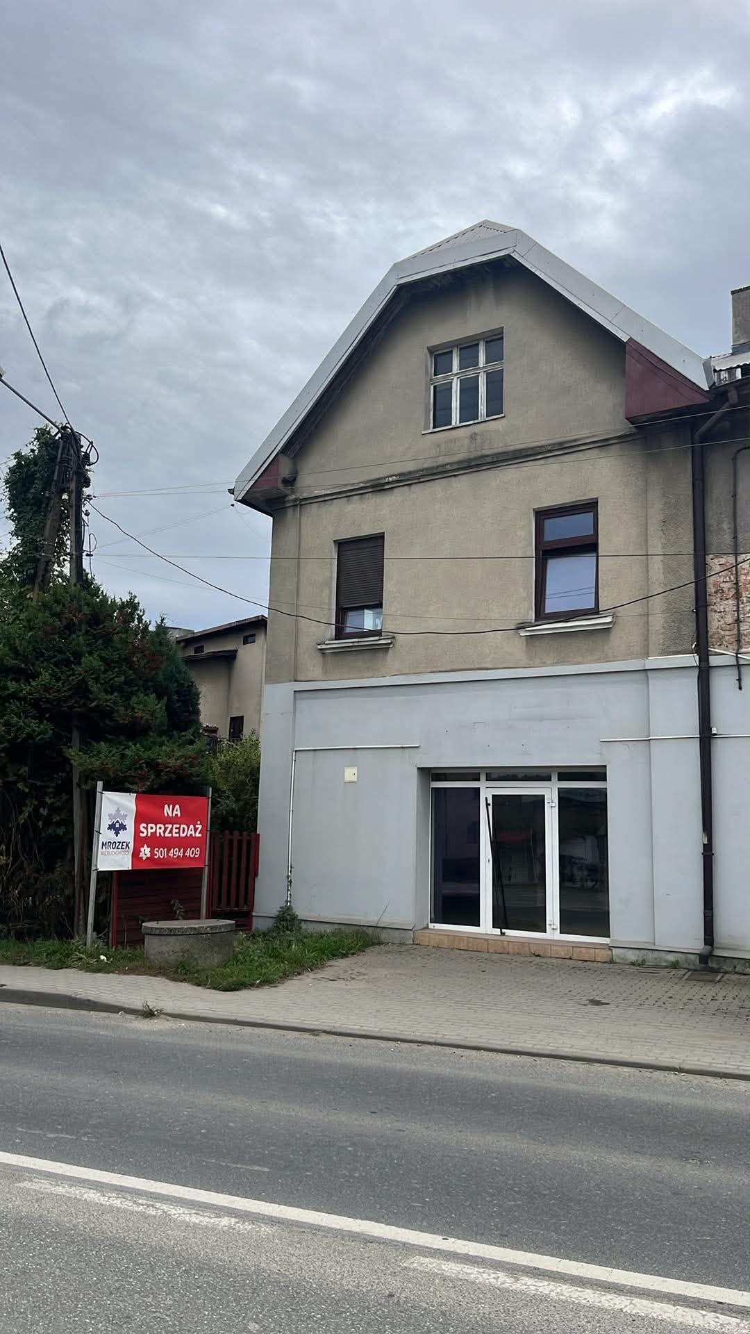 MIESZKANIE + LOKAL USŁUGOWY + GARAŻ W CENTRUM ZEBRZYDOWIC